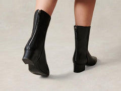 Debbie Boots in Black Nappa