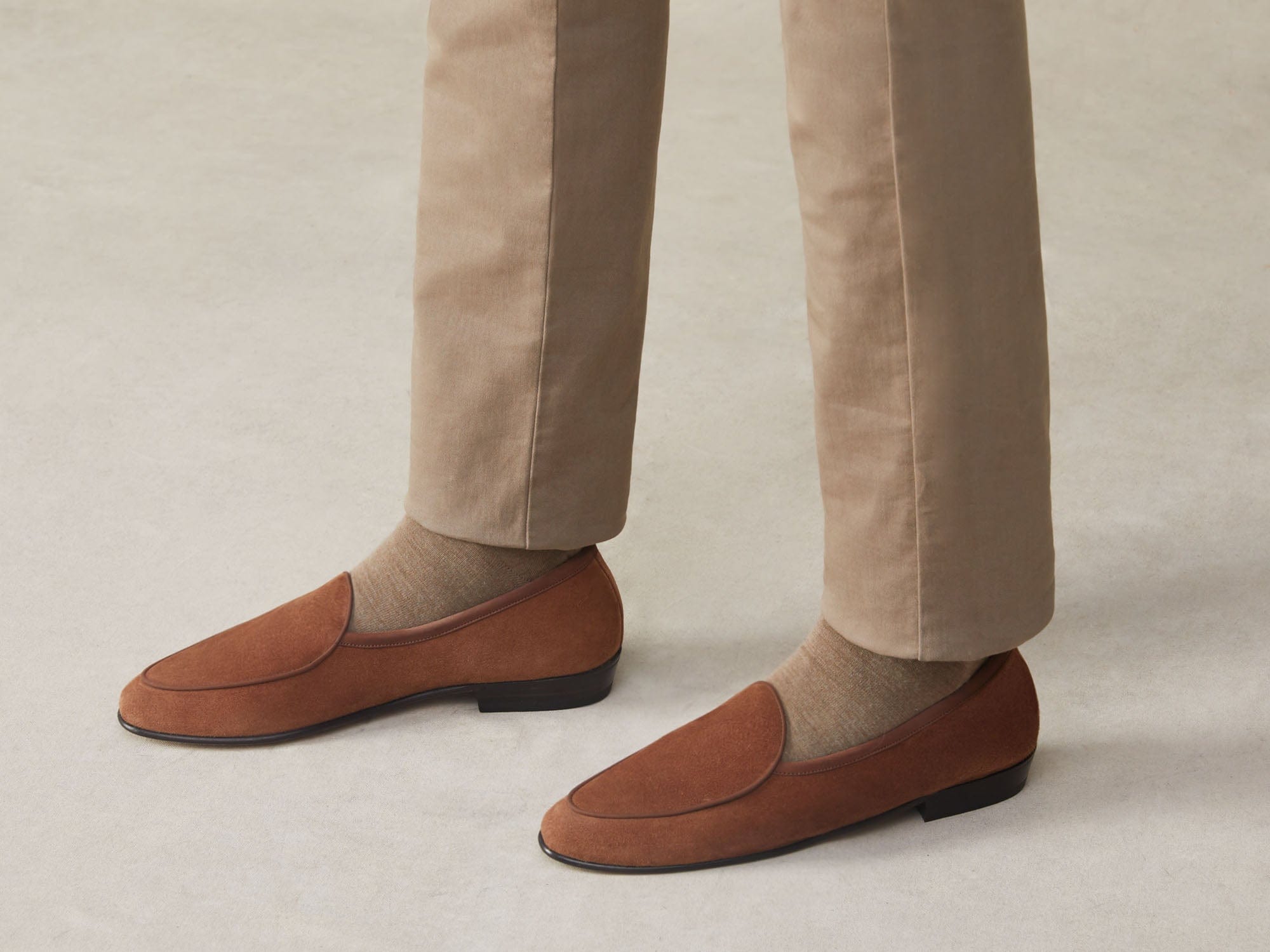 Sagan Classic Loafers in Moyen Brown Asteria Suede