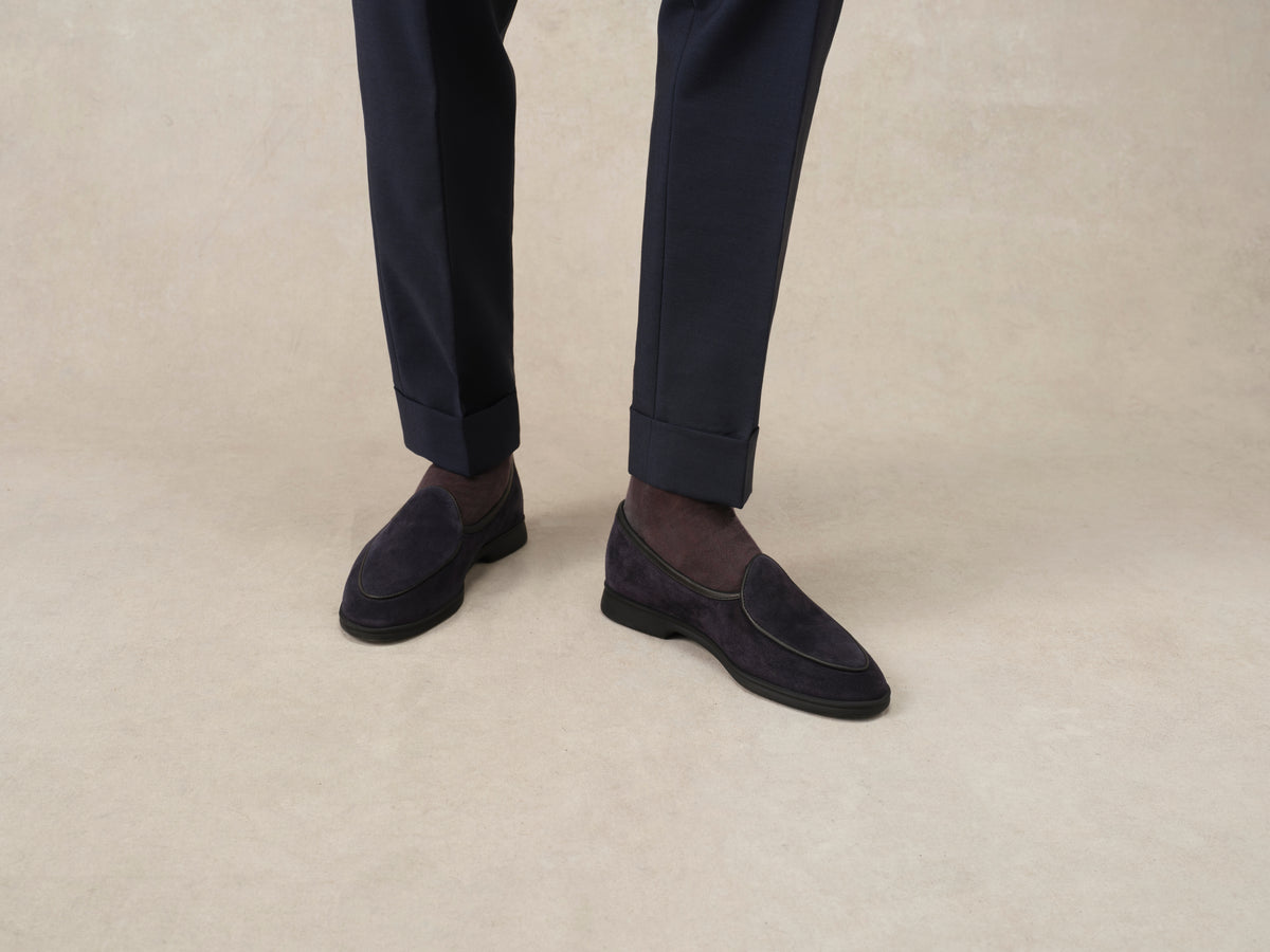 Stride Loafers in Midnight Navy Glove Suede Dark Sole