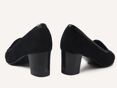 Sagan Magna in Obsidian Black Luxe Suede