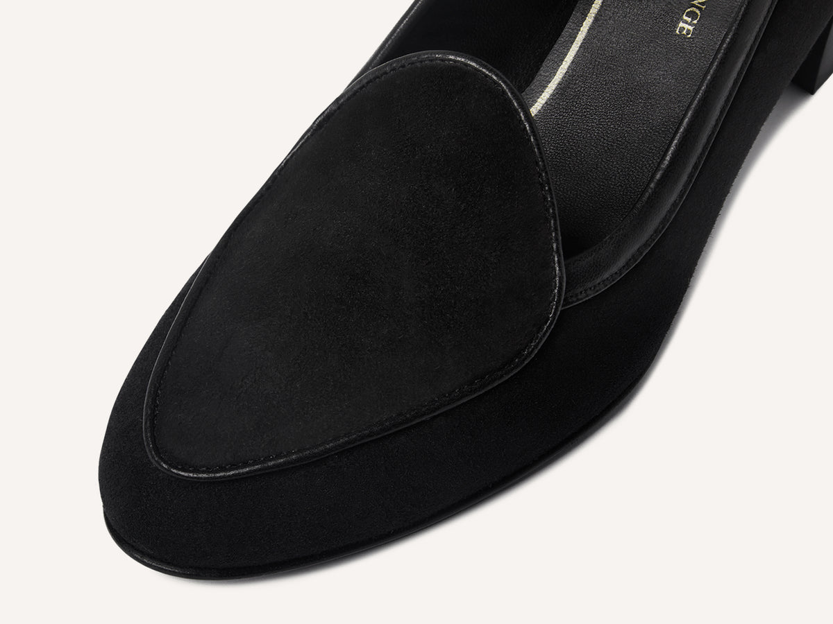 Sagan Magna in Obsidian Black Luxe Suede