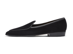 Sagan Classic Loafers in Obsidian Black Asteria Suede