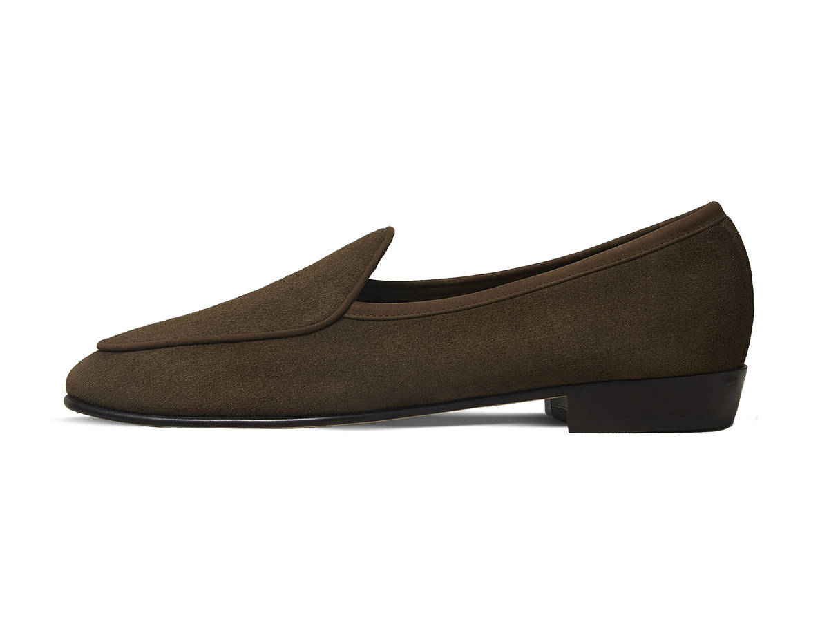 Sagan Classic Loafers in Olivine Green Asteria Suede