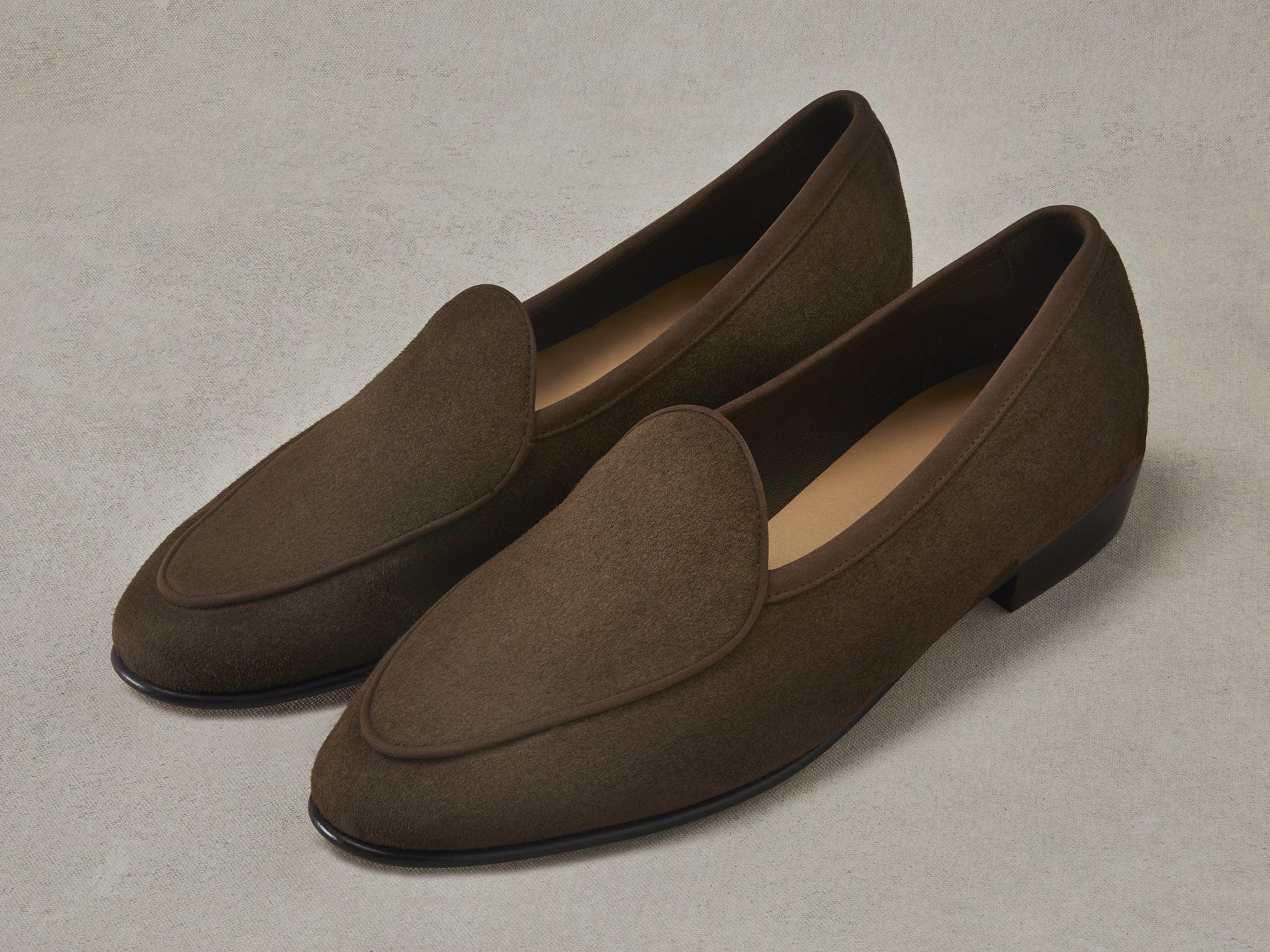 Sagan Classic Loafers in Olivine Green Asteria Suede