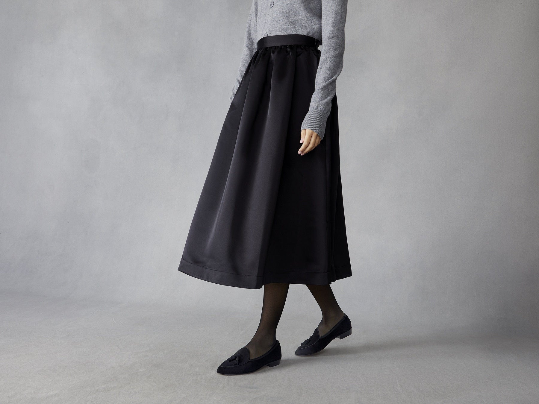 Sagan Classic Tassel Loafers in Obsidian Black Asteria Suede