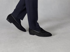 Sagan Classic Loafers in Obsidian Black Asteria Suede