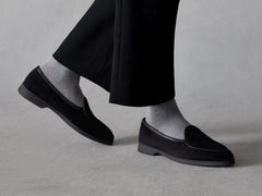 Stride Loafers in Black Glove Suede Dark Sole