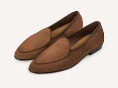 Sagan Classic Loafers in Moyen Brown Asteria Suede