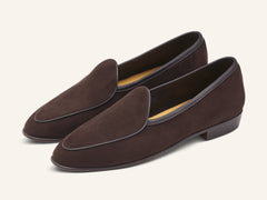 Sagan Classic Loafers in Lusitanias Dark Brown Asteria Suede