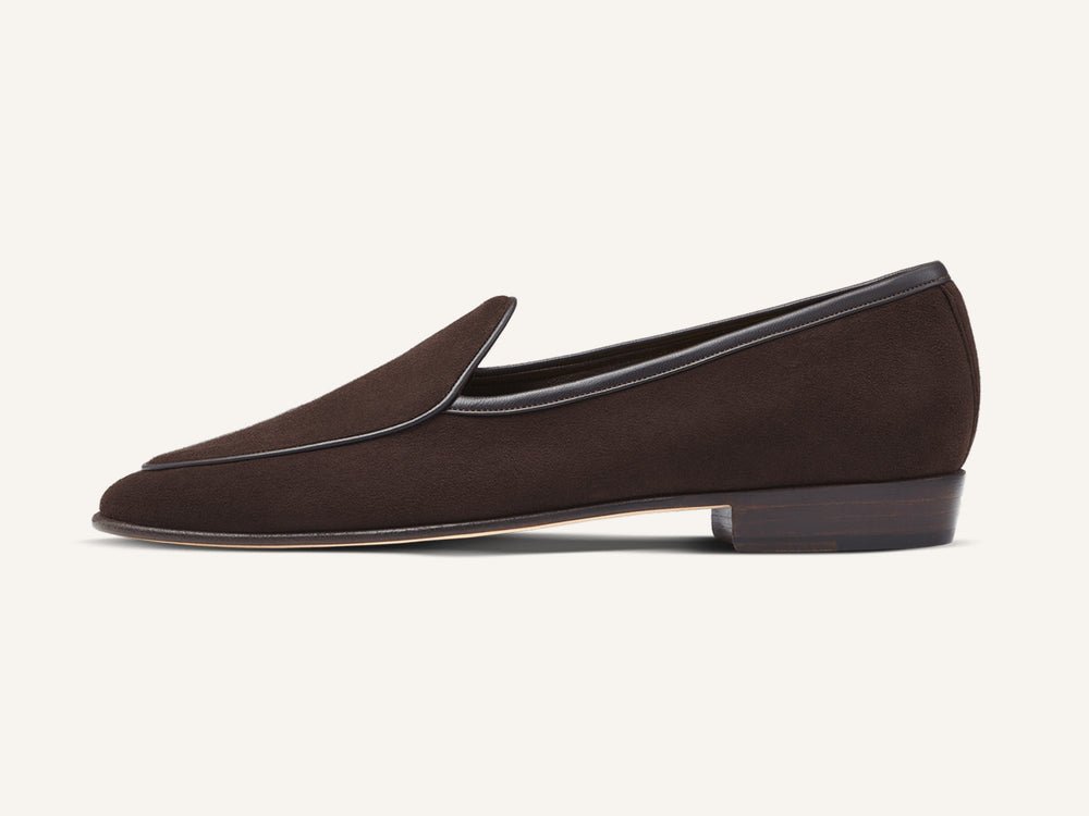 Sagan Classic Loafers in Lusitanias Dark Brown Asteria Suede
