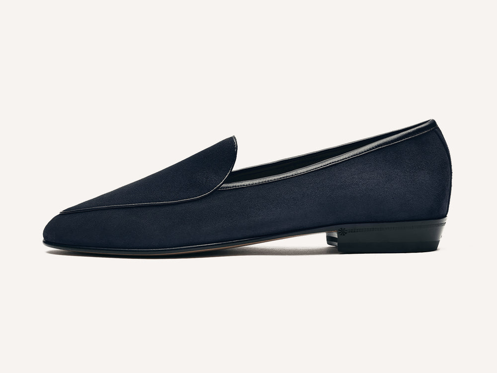 Sagan Classic Loafers in Midnight Navy Asteria Suede