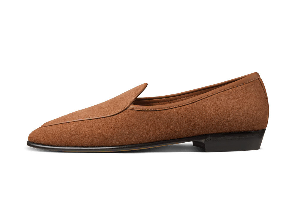 Sagan Classic Loafers in Maple Suede