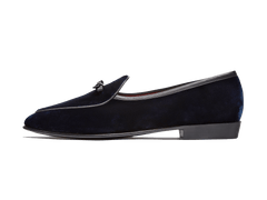 Sagan Bow in Midnight Navy Velvet