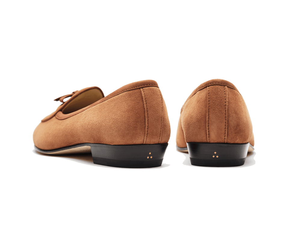 Sagan Bow in Moyen Brown Asteria Suede