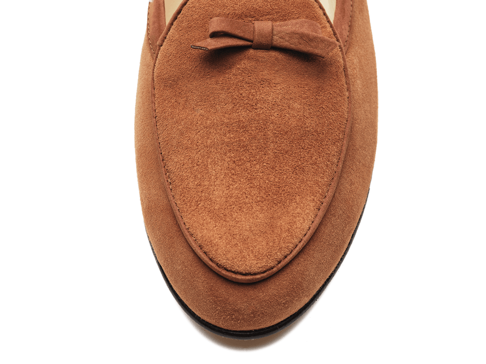 Sagan Bow in Moyen Brown Asteria Suede