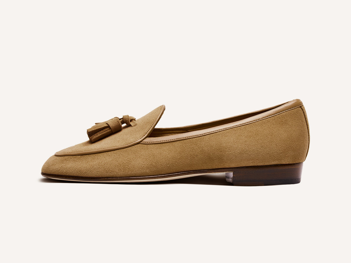 Sagan Classic Tassel Loafers in Sahara Asteria Suede