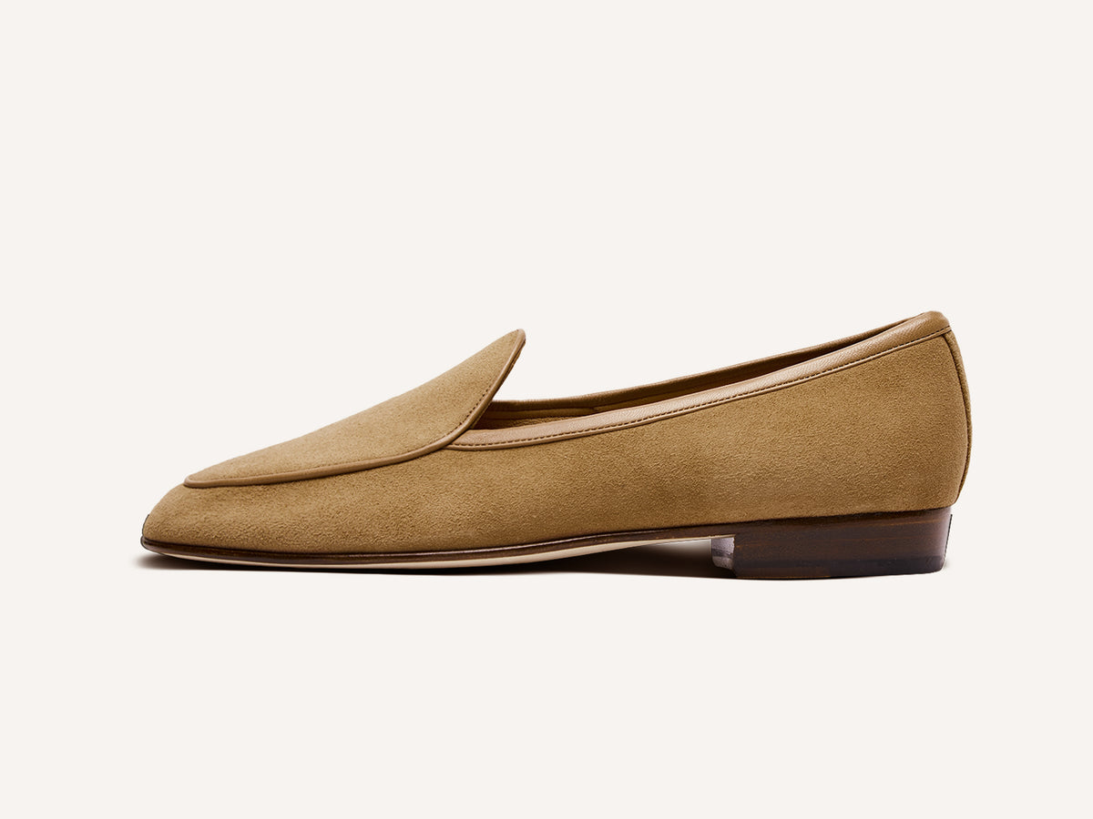 Sagan Classic Loafers in Sahara Asteria Suede