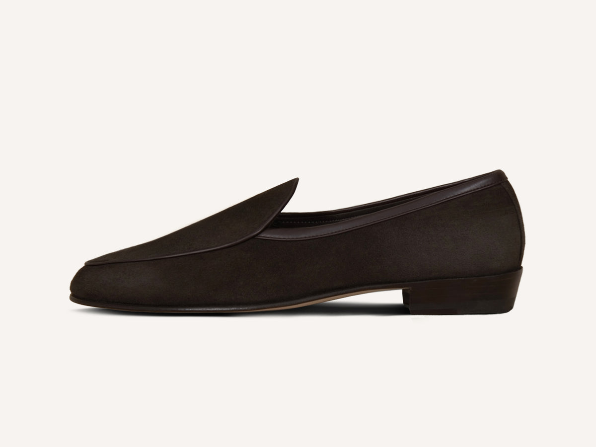 Sagan Classic Loafers in Lusitanias Dark Brown Asteria Suede