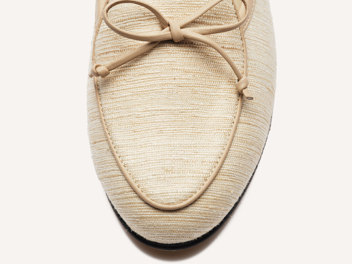 Sagan String in Natural Raw Silk