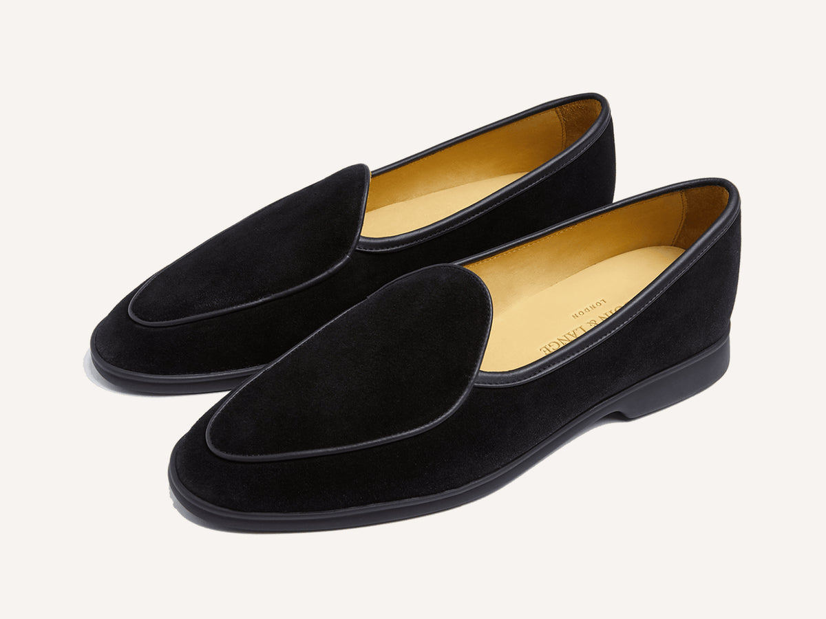 Stride Loafers in Black Glove Suede Dark Sole