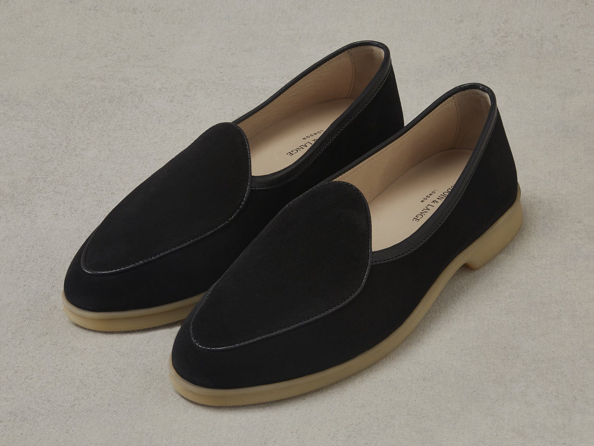 Stride Loafers in Black Glove Suede Natural Sole