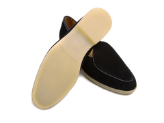 Stride Loafers in Black Glove Suede Natural Sole