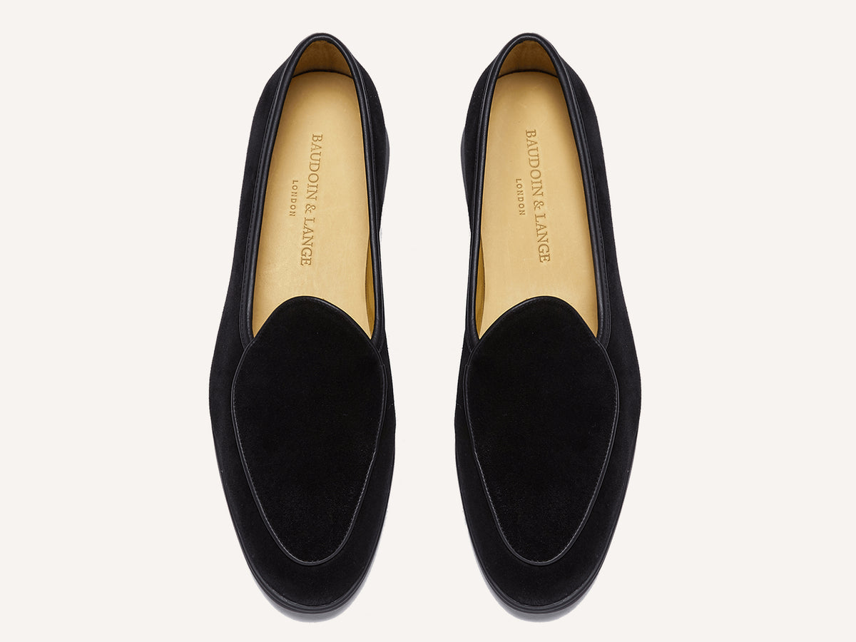 Stride Loafers in Black Glove Suede Dark Sole