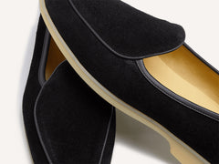 Stride Loafers in Black Glove Suede Natural Sole