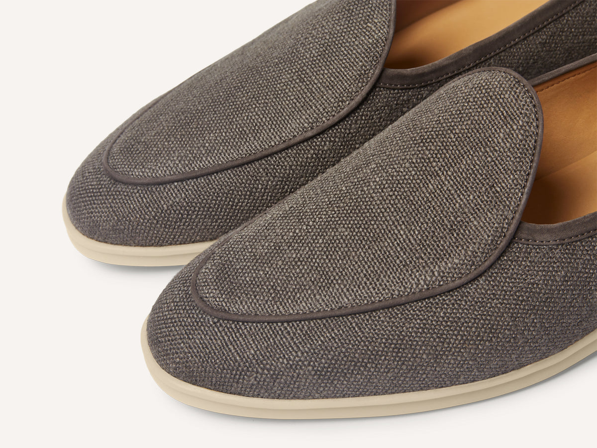 Stride Loafers in Fiji Grey Merlinen with Natural Sole