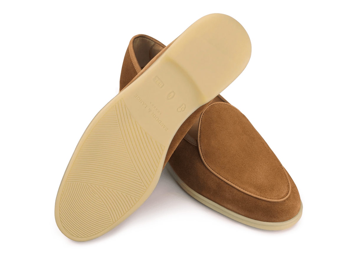 Stride Loafers in Earth Glove Suede Natural Sole