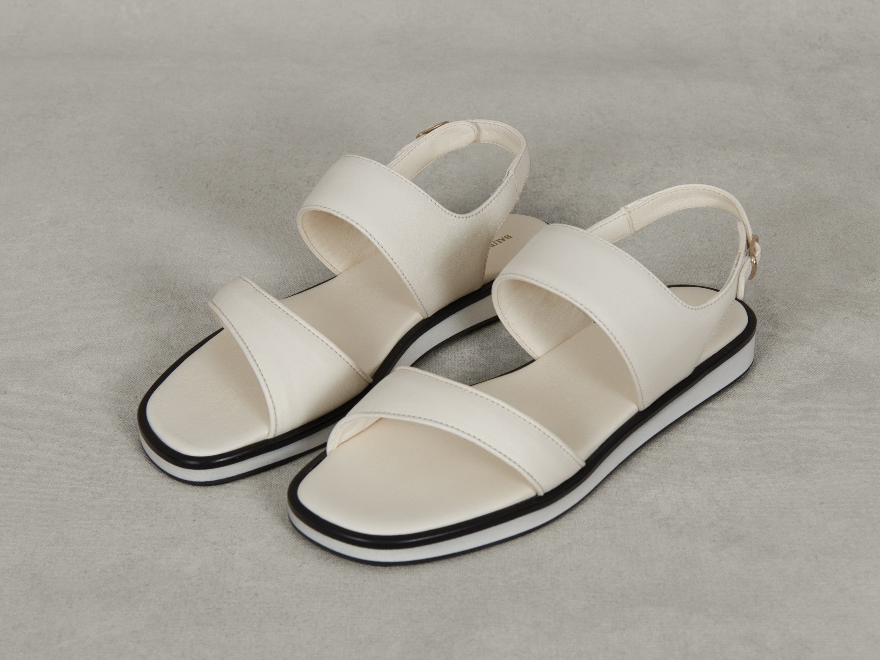 Nuage Sandal in Blanc Casse Nappa