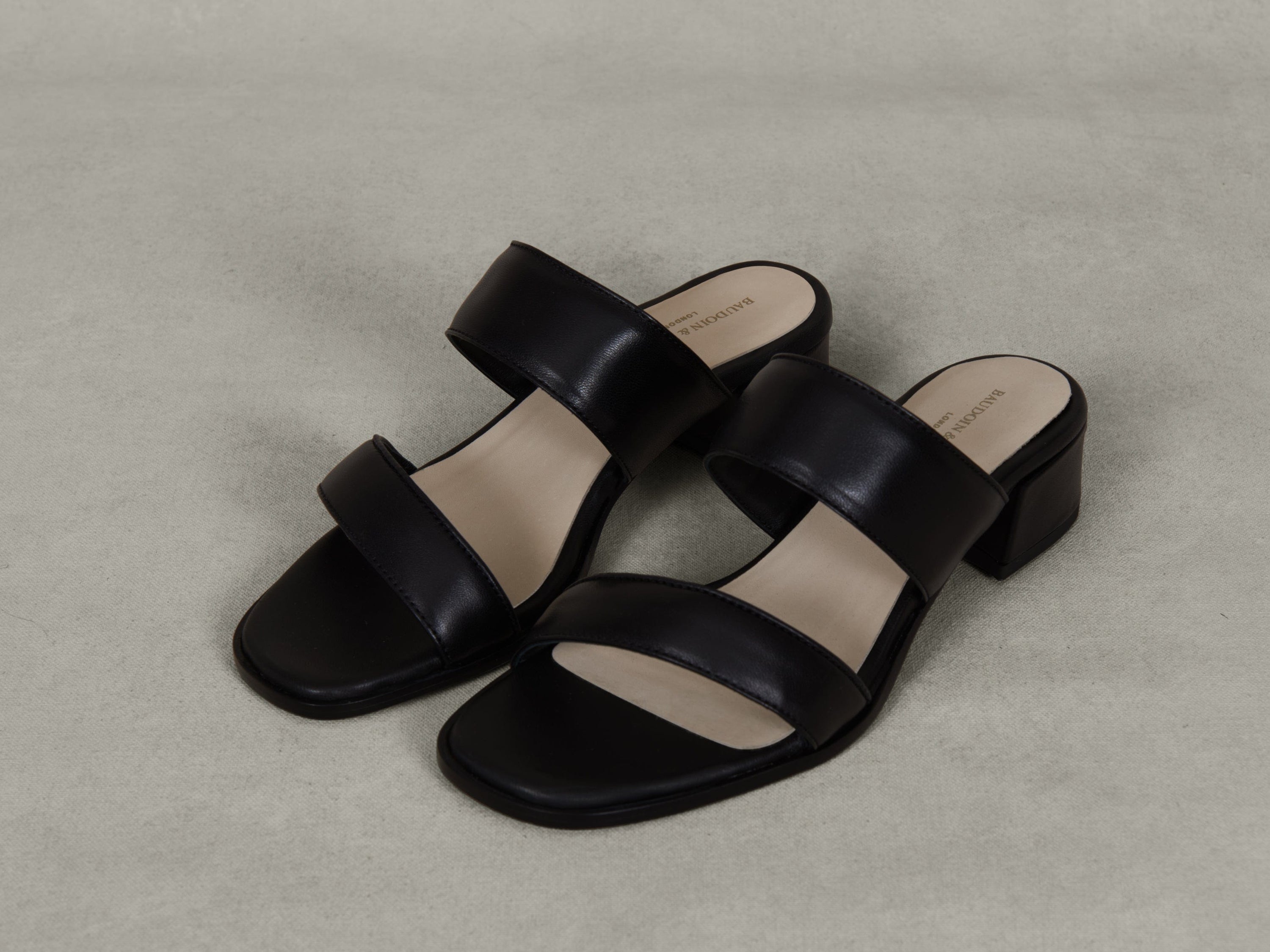 Plume Hi Sandal in Black Nappa