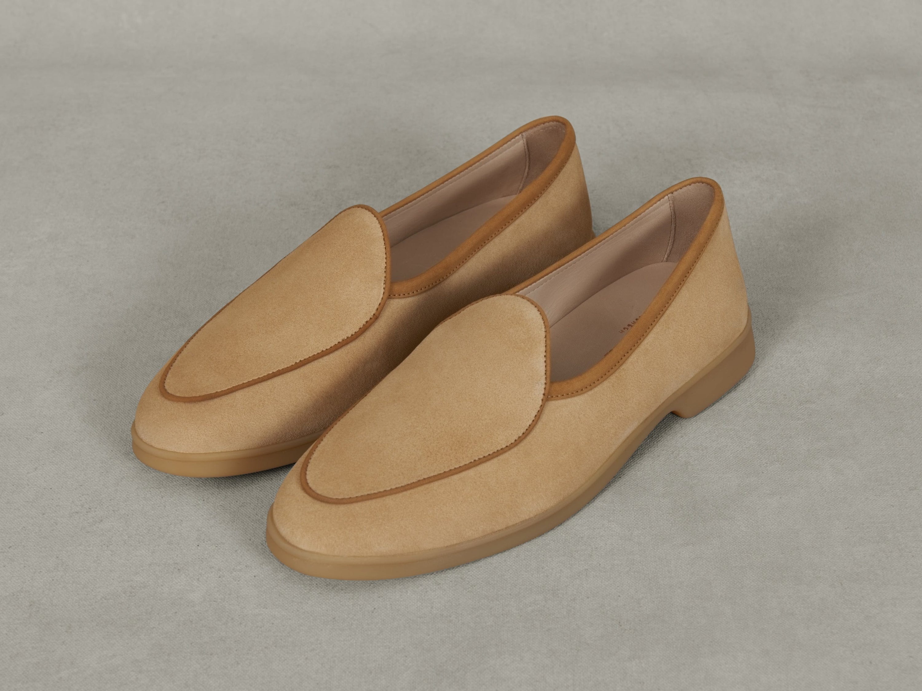 Stride Loafers in Tropez Beige Glove Suede Natural Sole