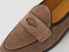 Sagan Ivy in Deep Taupe Glove Suede