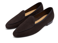 Sagan Classic Loafers in Lusitanias Dark Brown Asteria Suede