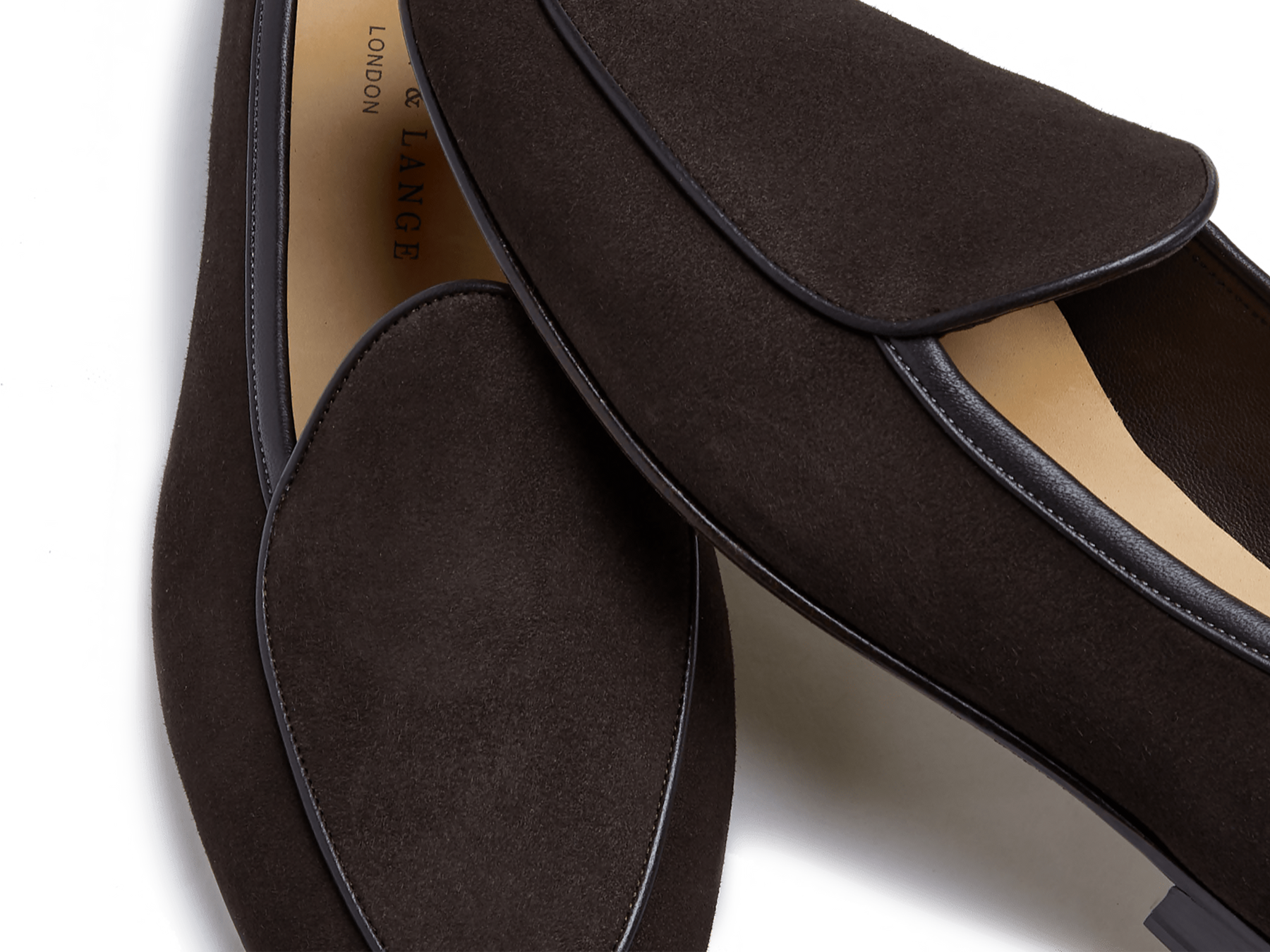 Sagan Classic Loafers in Lusitanias Dark Brown Asteria Suede