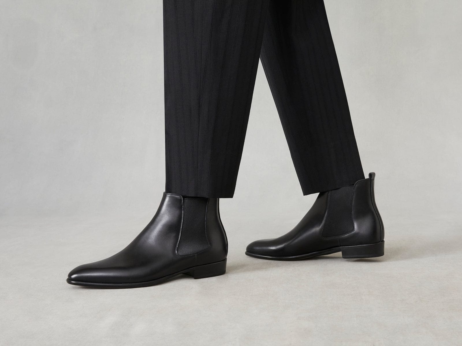 Hicks Chelsea Boot in Black Calf