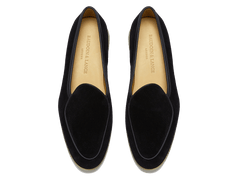 Stride Loafers in Black Glove Suede Natural Sole