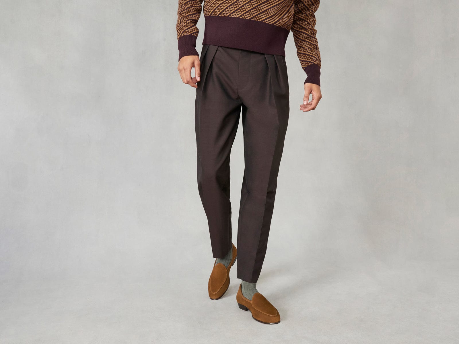Sagan Classic Loafers in Maple Asteria Suede